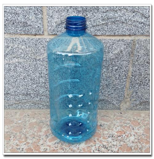 用品塑料瓶子定           沧县振戈塑料制品厂坐落于河北沧县杜生镇